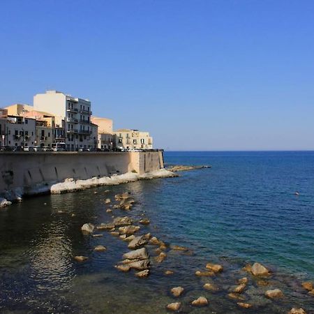 Maniace 57, Ortigia Historic Center, 200 Mt From The Beach Syracuse Exterior photo